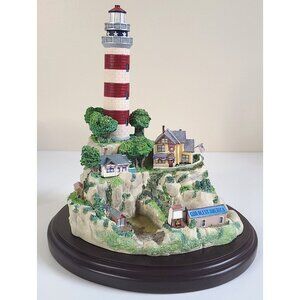 Lenox Light At Independence Point Lighthouse Porcelain Sculpture Figure w/ Box